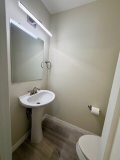 Half Bath Downstairs - 5800 Rockhill Rd