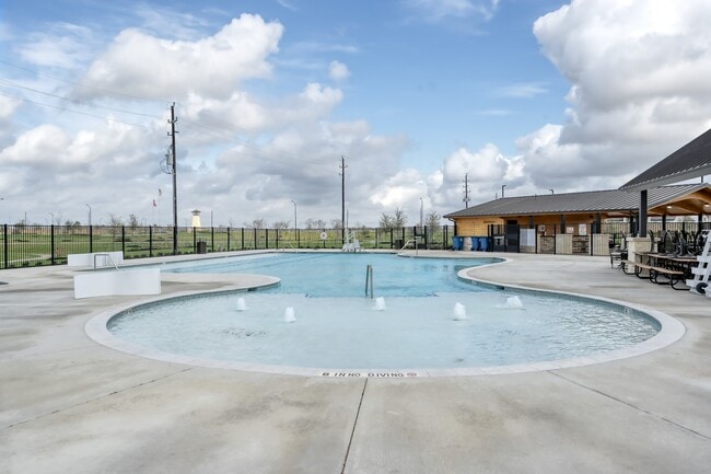 Building Photo - 241 Bright Blf Cir