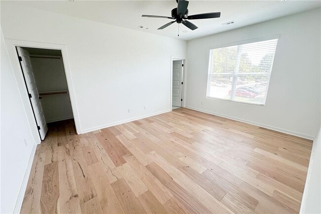 Building Photo - 1623 Brooks Ave