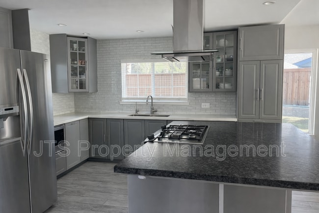 Building Photo - 1761 Klamath River Dr