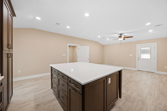 Building Photo - 1351 Sanibel Ln