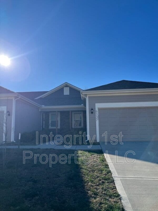 Building Photo - 6339 NE 44th St