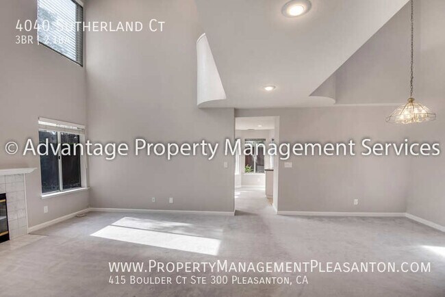 Building Photo - 4040 Sutherland Ct