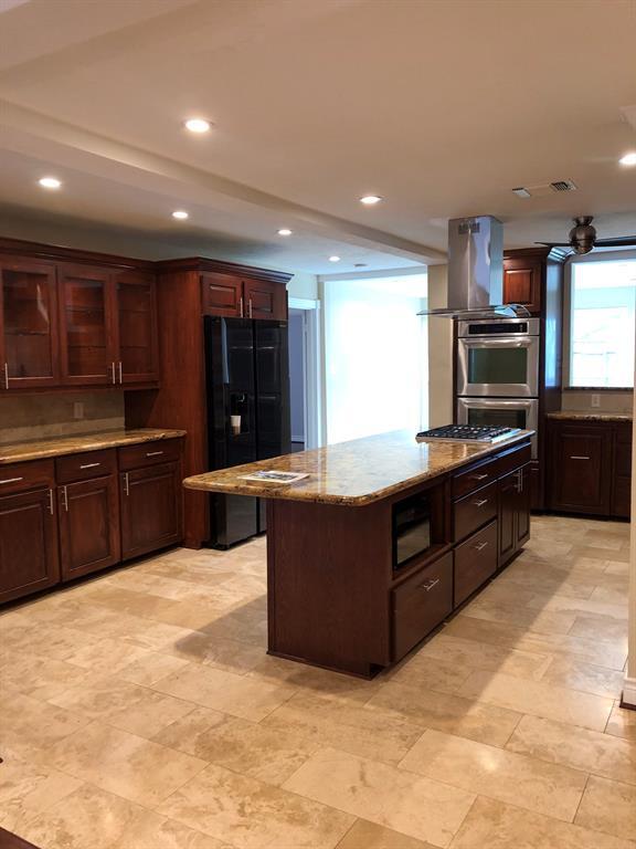 Building Photo - 1442 Chamboard Ln