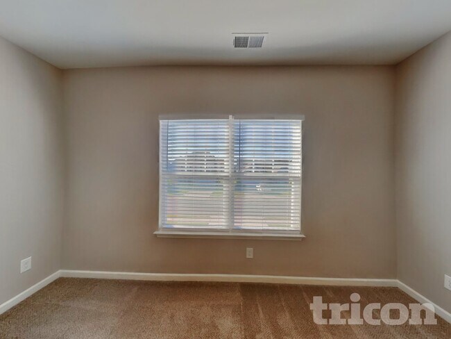 Building Photo - 3726 Pelham Wood Dr