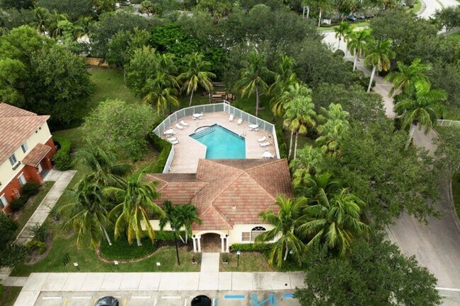 Building Photo - 40 SE Sedona Cir