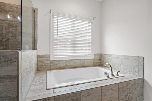 Building Photo - 1870 Lucy Compton Ln NW