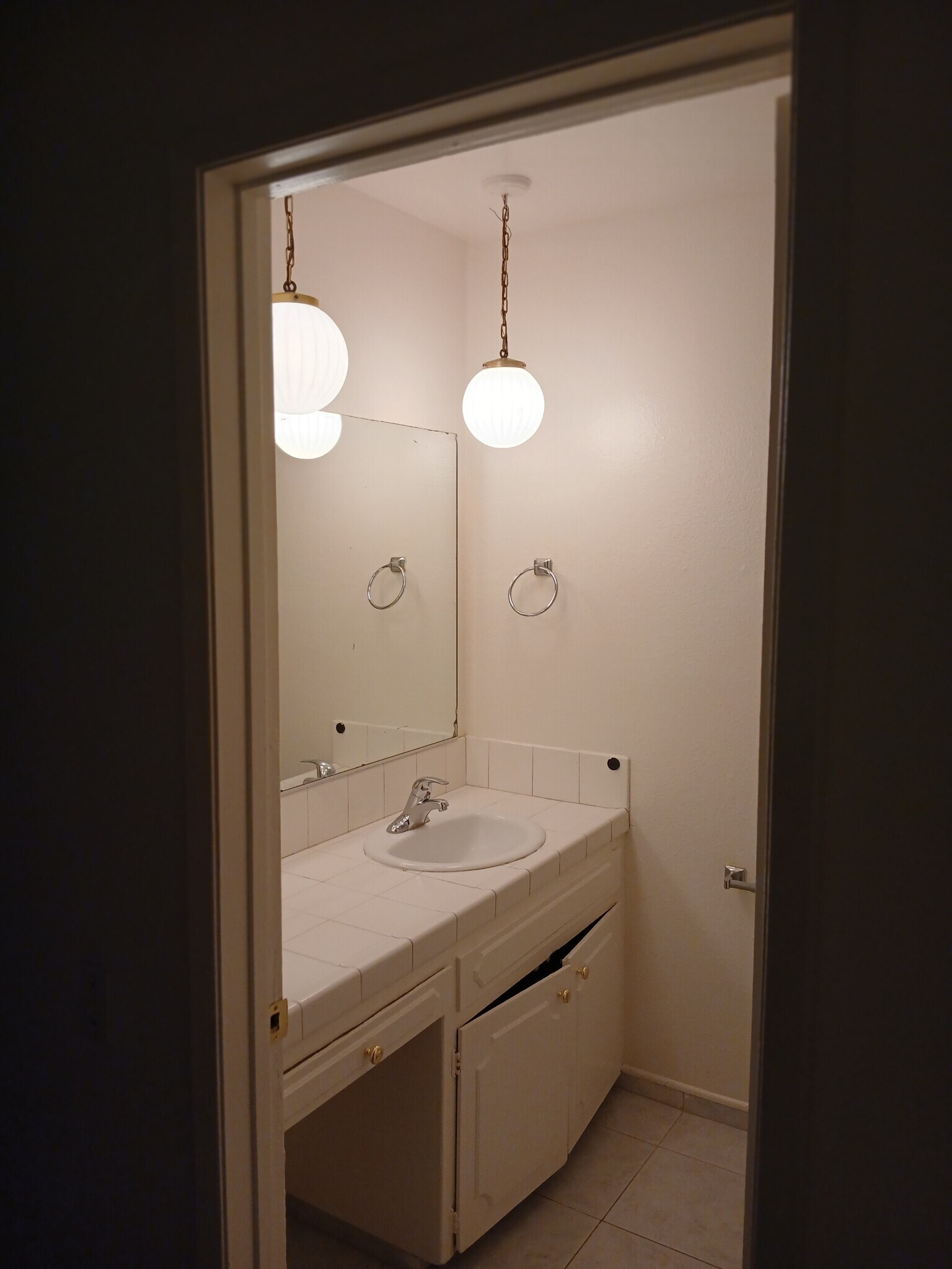 Bathroom - 1823 S 5th St