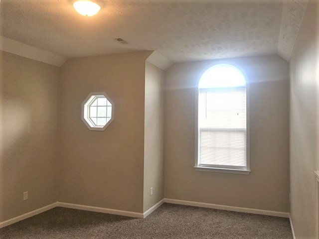 Building Photo - 312 Schoolhouse Court
