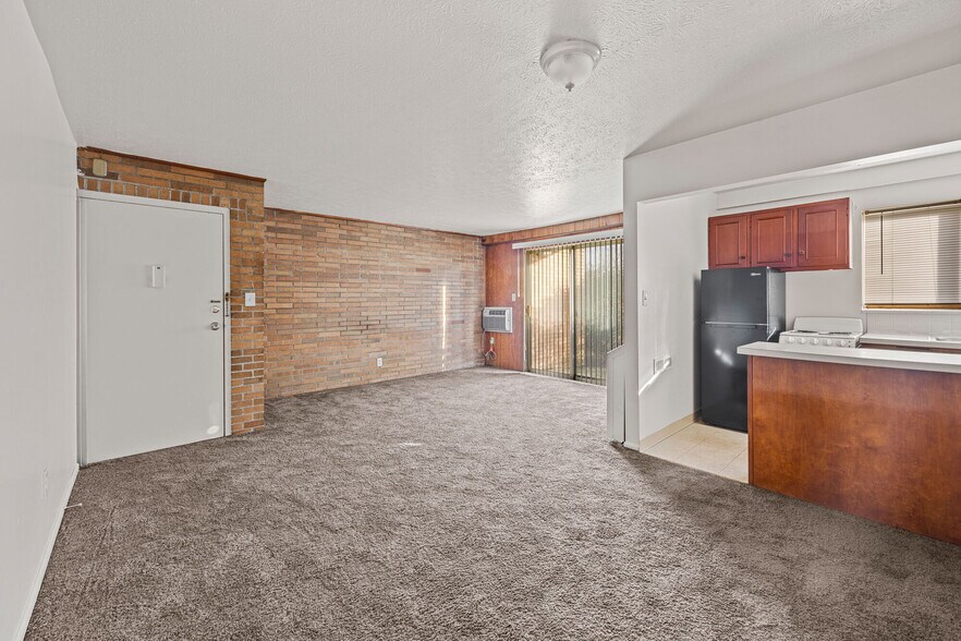 Memorial Heights 82518271 Memphis Ave Brooklyn OH 44144 Apartment