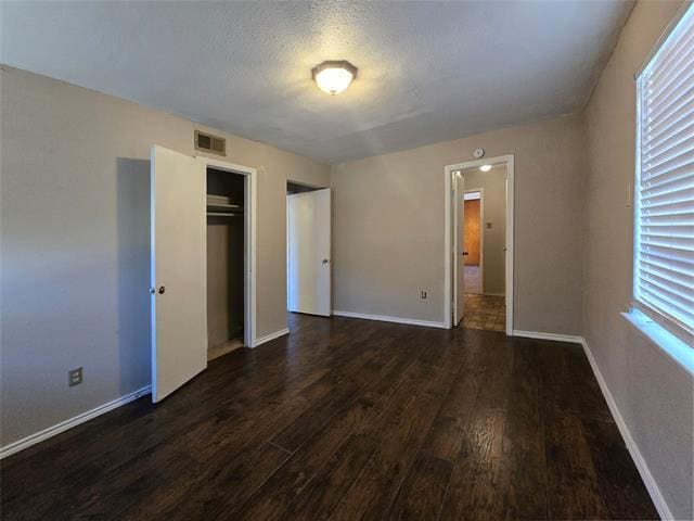 Building Photo - 8307 Bunche Dr