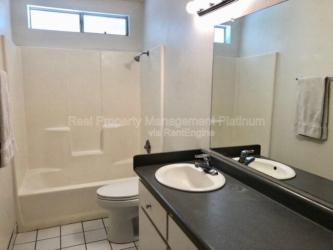 Building Photo - 2967 Terry Ave