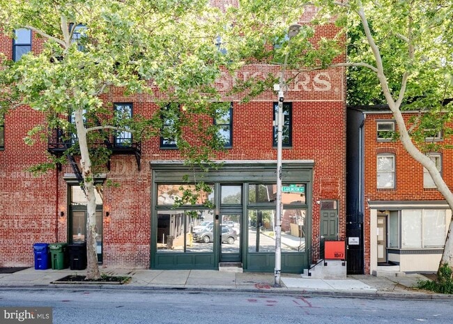 Building Photo - 1047 Hollins St