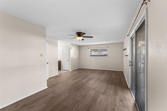 Building Photo - 2100 Kipling Dr