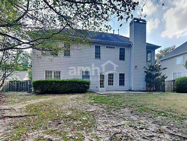 Building Photo - 1701 Hillside Bend Xing