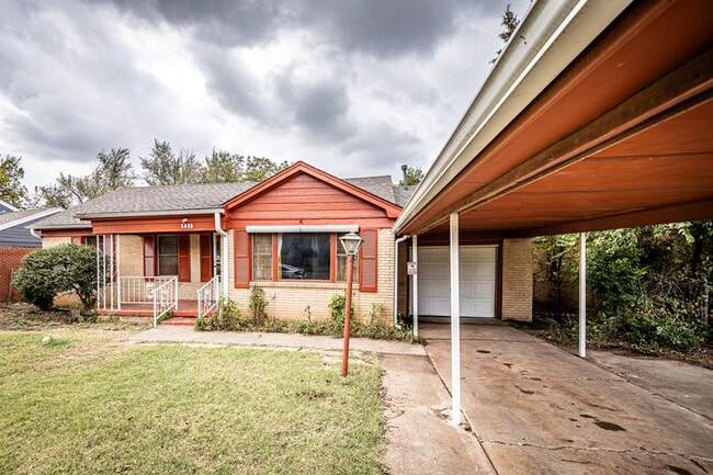 Building Photo - 1416 NW 23rd St