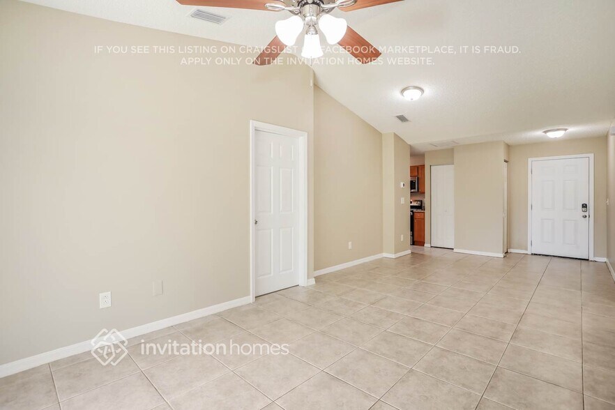 Building Photo - 285 W Jayce Wy