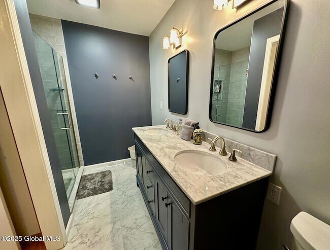 Building Photo - 1 Inlander Rd