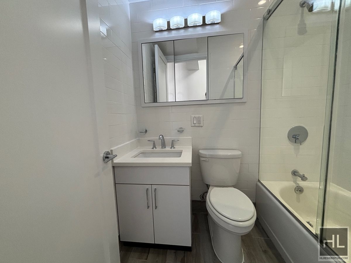 Building Photo - EAST 57 STREET