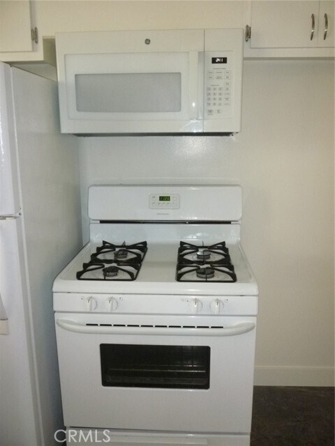 Building Photo - 712 Sartori Ave