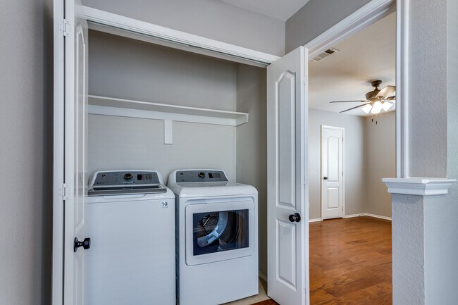 Building Photo - 3127 Lubbock Ave