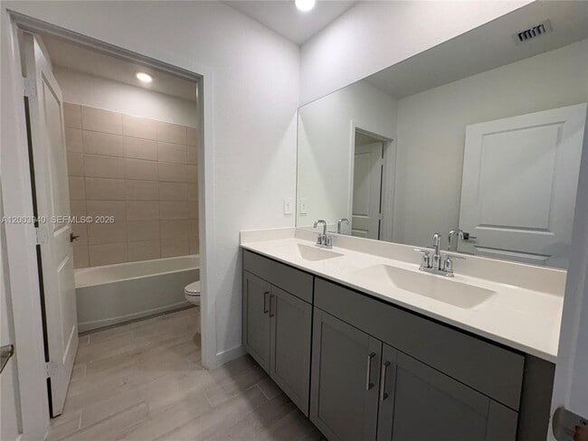 Building Photo - 12948 SW 265th Terrace