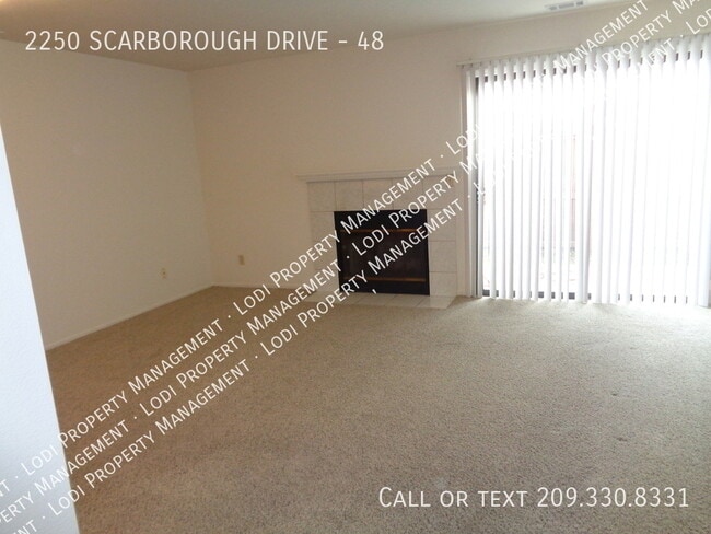 Building Photo - 2250 Scarborough Dr