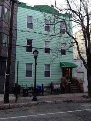 Building Photo - 124 Jackson St