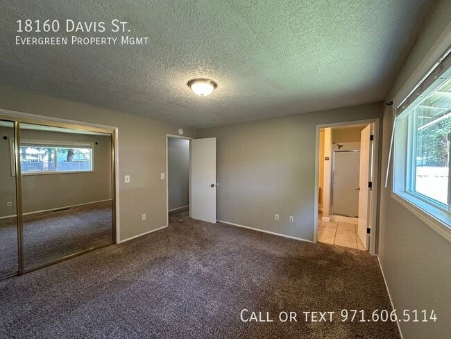 Building Photo - 18160 Davis St