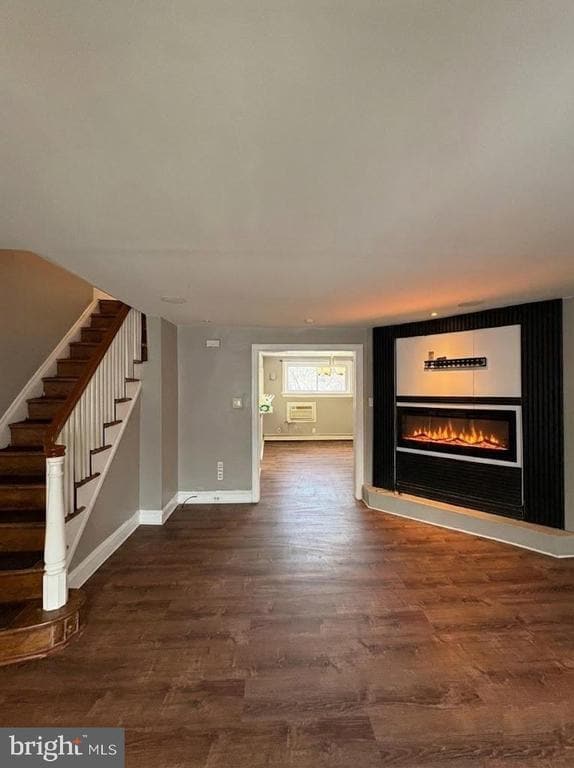 Building Photo - 210 Wabash Ave