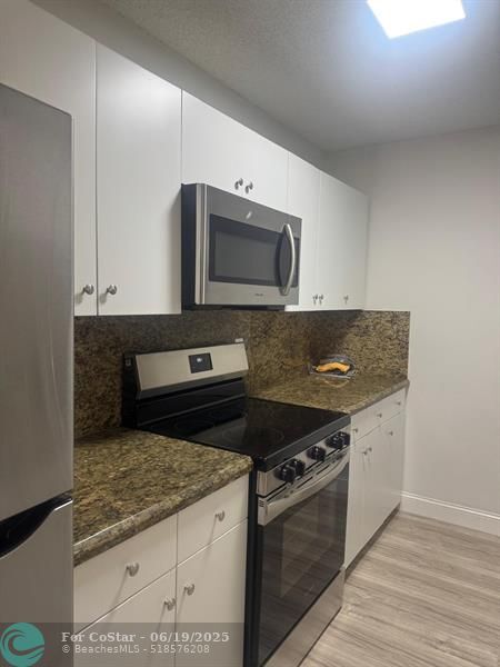 Building Photo - 11591 NW 43rd Ct