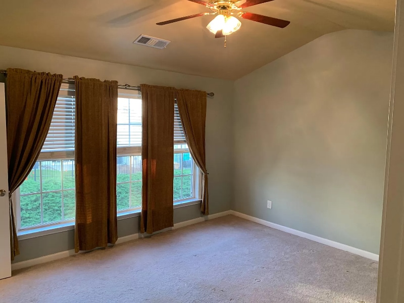 Building Photo - 1320 Thornborough Dr