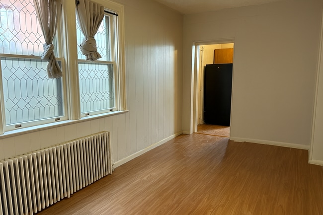 Building Photo - Cozy 2-Bedroom Home with Bonus Rooms in Lancaster - Private Backyard!