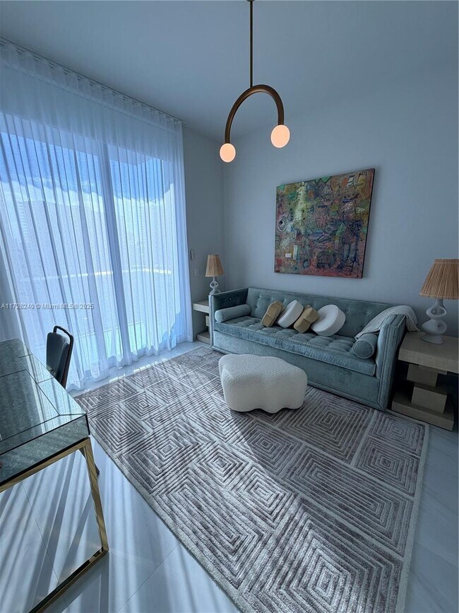 Building Photo - 17550 Collins Ave