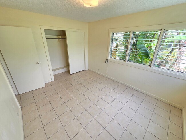 Building Photo - 425 Kawailoa Rd