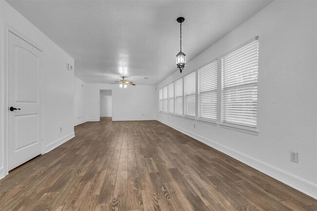 Building Photo - 22038 Soft Pines Ct