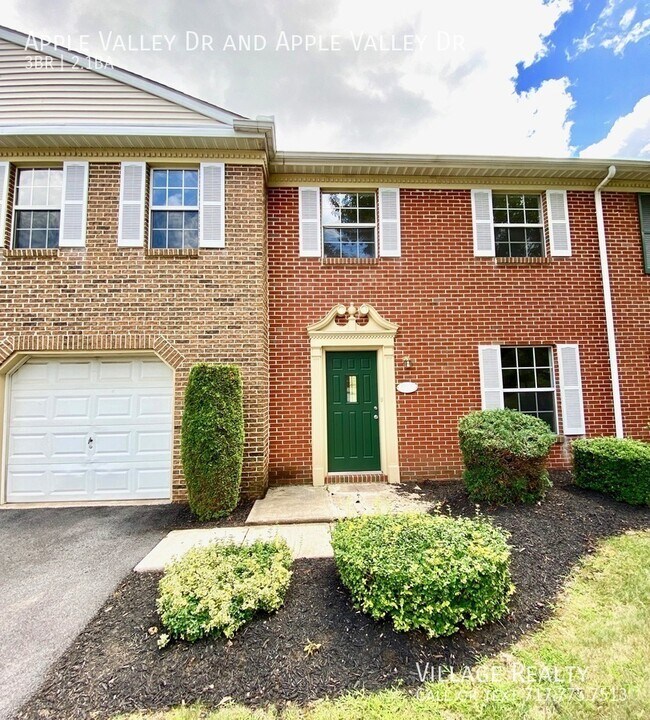 Building Photo - 818 Apple Valley Dr