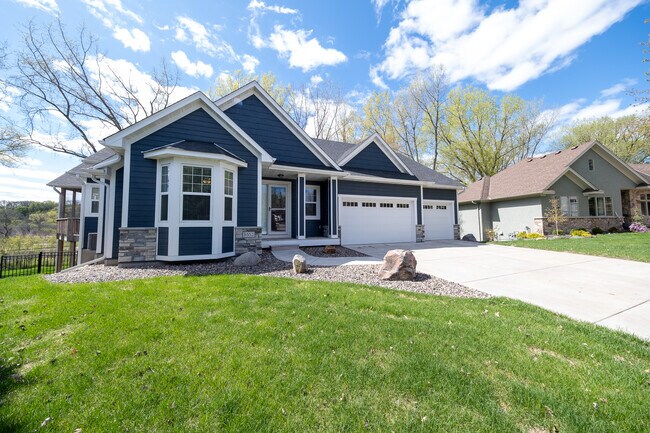 Building Photo - 9352 Wilderness Cove