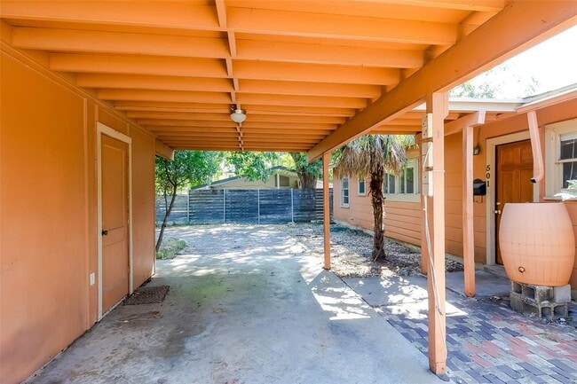 Building Photo - 501 Krebs Ln