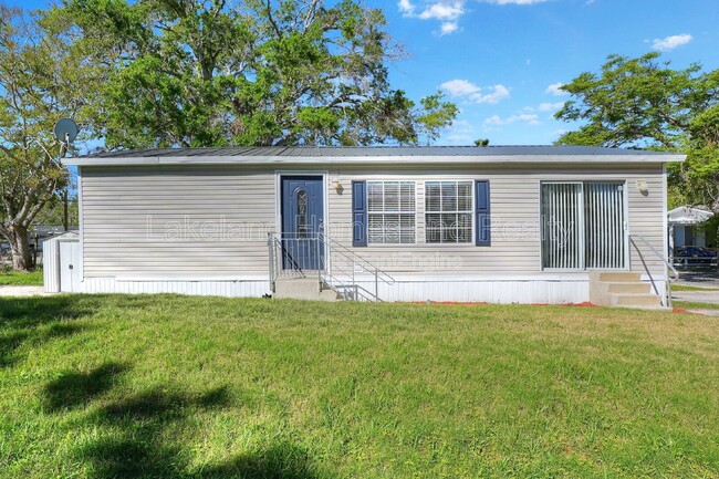 Building Photo - 3321 Peachtree Hill Rd