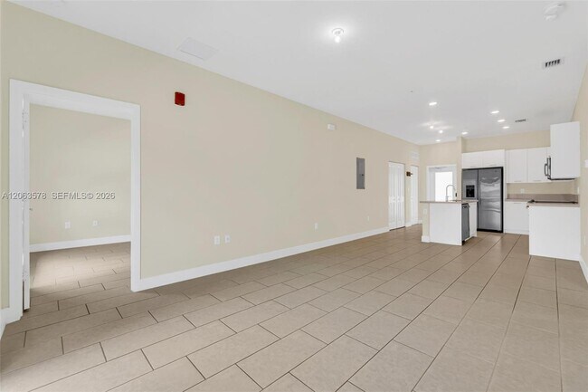 Building Photo - 8167 NW 41st St