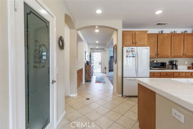 Building Photo - 4108 Club Vista Dr