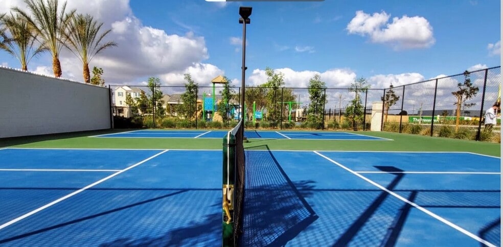 Free tennis courts! - 7566 Channel View St