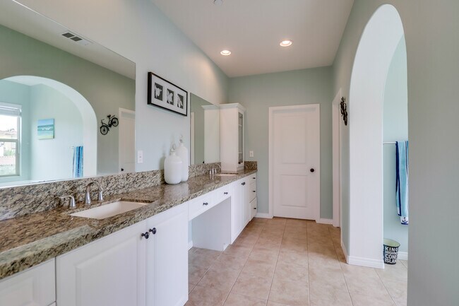 Building Photo - 3637 Alander Ct