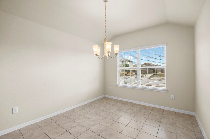 Building Photo - 5816 Roderick Dr