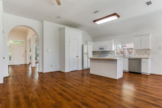 Building Photo - 4805 Bear Run Dr