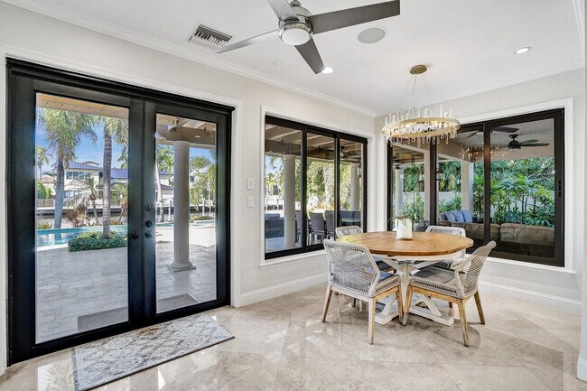 Building Photo - 73 Nurmi Dr