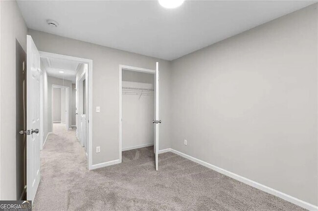 Building Photo - 403 Aaron Brown Rd