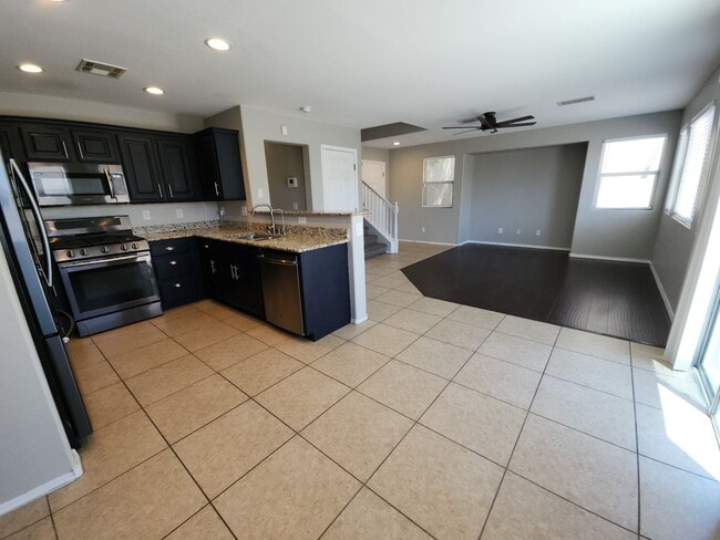 Building Photo - 8253 W Wildwood Glen Dr