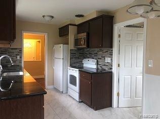 Building Photo - 3149 Frankton Dr